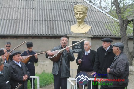 Borçalıda Aşıq Hüseyn Saraçlının xatirə günü keçirilib