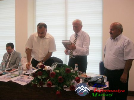 ARXİV: Marneulidə Azərbaycan aliminin 75 illik yubileyi qeyd olunub.. ARXİV: Marneulidə Azərbaycan aliminin 75 illik yubileyi qeyd olunub..