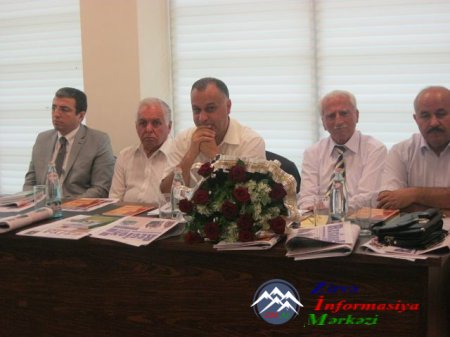 ARXİV: Marneulidə Azərbaycan aliminin 75 illik yubileyi qeyd olunub.. ARXİV: Marneulidə Azərbaycan aliminin 75 illik yubileyi qeyd olunub..