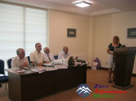 ARXİV: Marneulidə Azərbaycan aliminin 75 illik yubileyi qeyd olunub.. ARXİV: Marneulidə Azərbaycan aliminin 75 illik yubileyi qeyd olunub..
