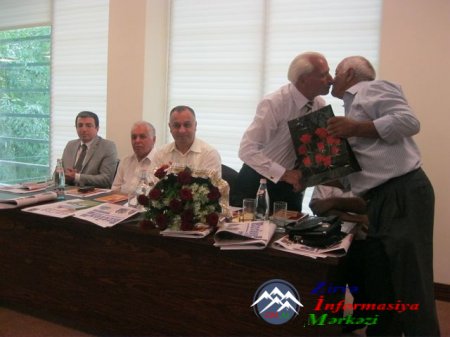 ARXİV: Marneulidə Azərbaycan aliminin 75 illik yubileyi qeyd olunub.. ARXİV: Marneulidə Azərbaycan aliminin 75 illik yubileyi qeyd olunub..