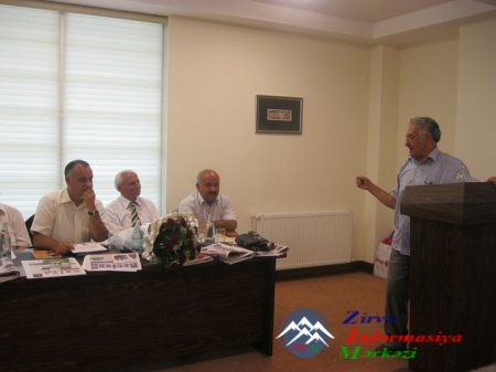 ARXİV: Marneulidə Azərbaycan aliminin 75 illik yubileyi qeyd olunub.. ARXİV: Marneulidə Azərbaycan aliminin 75 illik yubileyi qeyd olunub..