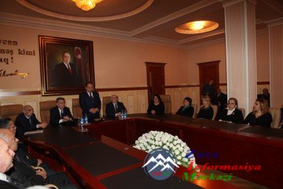 BDU-da ümummilli lider Heydər Əliyevin anım günü ilə əlaqədar tədbir keçirilib BDU-da ümummilli lider Heydər Əliyevin anım günü ilə əlaqədar tədbir keçirilib
