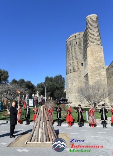 Prezident İlham Əliyev Novruz bayramı münasibətilə ümumxalq şənliyində iştirak edib