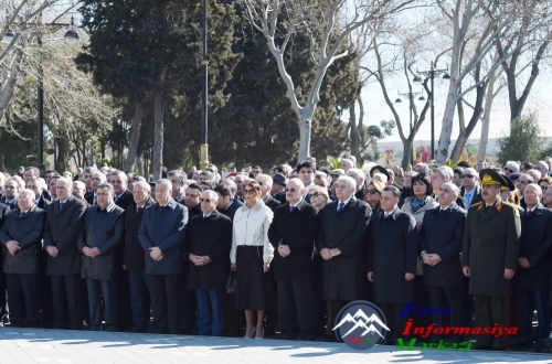 Prezident İlham Əliyev Novruz bayramı münasibətilə ümumxalq şənliyində iştirak edib