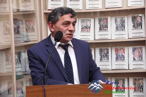 “Azərbaycan ədəbiyyatı və ədəbiyyatşünaslığının aktual problemləri” mövzusunda tədbir “Azərbaycan ədəbiyyatı və ədəbiyyatşünaslığının aktual problemləri” mövzusunda tədbir
