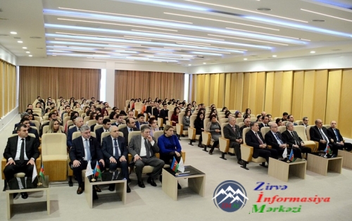 AMEA-nın prezidenti, akademik Akif Əlizadə Gənclərlə görüşüb AMEA-nın prezidenti, akademik Akif Əlizadə Gənclərlə görüşüb