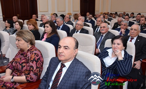 AMEA Elmi Müəssisələrinin Direktorları Şurasının iclası keçirilib AMEA Elmi Müəssisələrinin Direktorları Şurasının iclası keçirilib
