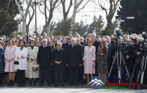 İlham Əliyev Novruz bayramı münasibətilə ümumxalq şənliyində iştirak edib