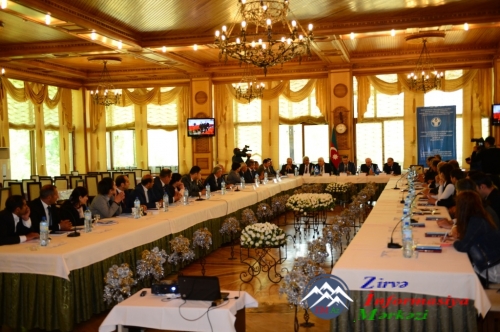 Lerikdə demokratik islahatlar haqqında seminar keçirmişdir Lerikdə demokratik islahatlar haqqında seminar keçirmişdir
