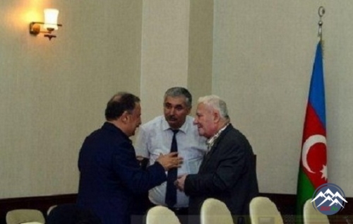 Şahismayıl Şəmmədoğlunun “Heydər Əliyev və Gürcüstan” kitabının təqdimatı olub Şahismayıl Şəmmədoğlunun “Heydər Əliyev və Gürcüstan” kitabının təqdimatı olub