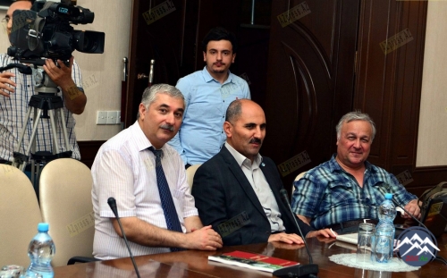 Şahismayıl Şəmmədoğlunun “Heydər Əliyev və Gürcüstan” kitabının təqdimatı olub Şahismayıl Şəmmədoğlunun “Heydər Əliyev və Gürcüstan” kitabının təqdimatı olub