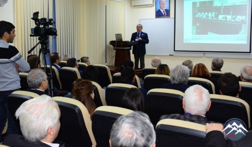 Akademik Akif Hacıyevin 80 illik yubileyinə həsr olunmuş beynəlxalq elmi konfrans keçirilib