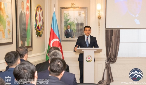 Marneulinin rəhbər şəxsləri Azərbaycan xalqının Ümummilli Lideri Heydər Əliyevin xatirəsini yad ediblər Marneulinin rəhbər şəxsləri Azərbaycan xalqının Ümummilli Lideri Heydər Əliyevin xatirəsini yad ediblər