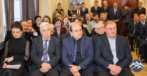 Marneulinin rəhbər şəxsləri Azərbaycan xalqının Ümummilli Lideri Heydər Əliyevin xatirəsini yad ediblər Marneulinin rəhbər şəxsləri Azərbaycan xalqının Ümummilli Lideri Heydər Əliyevin xatirəsini yad ediblər