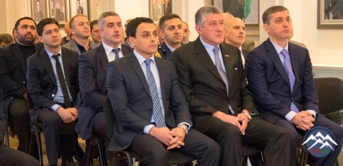 Marneulinin rəhbər şəxsləri Azərbaycan xalqının Ümummilli Lideri Heydər Əliyevin xatirəsini yad ediblər Marneulinin rəhbər şəxsləri Azərbaycan xalqının Ümummilli Lideri Heydər Əliyevin xatirəsini yad ediblər