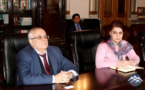 AMEA-nın prezidenti Monqolustanın ölkəmizdəki səfiri ilə görüşüb AMEA-nın prezidenti Monqolustanın ölkəmizdəki səfiri ilə görüşüb