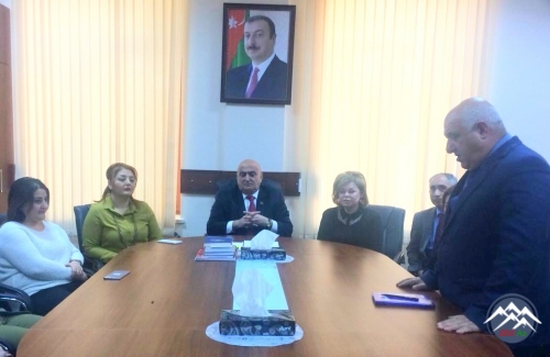 AMEA QAFQAZŞÜNASLIQ İNSTİTUTUNDA 2O YANVARA HƏSR OİLUNMUŞ DƏYİRMİ MASA KEÇİRİLİB