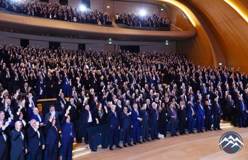 Bakıda Yeni Azərbaycan Partiyasının VI qurultayı keçirilib