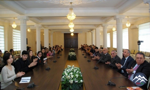 AzTU-nun professoru Beynəlxalq Türk Mədəniyyəti (“Türksoy”) təşkilatının diplom və medalına layiq görülüb AzTU-nun professoru Beynəlxalq Türk Mədəniyyəti (“Türksoy”) təşkilatının diplom və medalına layiq görülüb