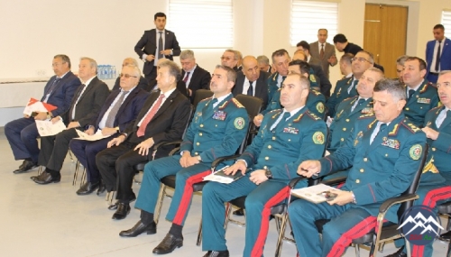 Dövlət Sərhəd Xidmətinin rəisi, general-polkovnik Elçin Quliyev AMEA “YT Park”ın fəaliyyəti ilə tanış olub