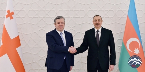İlham Əliyev Gürcüstanın Baş naziri ilə görüşüb İlham Əliyev Gürcüstanın Baş naziri ilə görüşüb