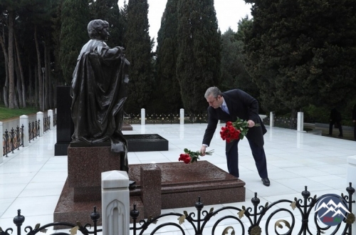 Gürcüstanın Baş naziri Giorgi Kvirikaşvili Azərbaycana rəsmi səfərə gəlib