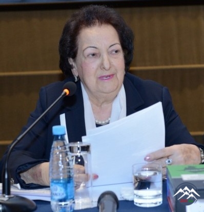Professor Əmir Əliyevin “Azərbaycan beynəlxalq cinayətlər hədəfində: hüquqi təhlil” kitabının təqdimatı olub Professor Əmir Əliyevin “Azərbaycan beynəlxalq cinayətlər hədəfində: hüquqi təhlil” kitabının təqdimatı olub