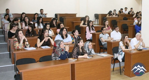 Azərbaycan Universitetində Axısqa türkləri ilə görüş keçirilib