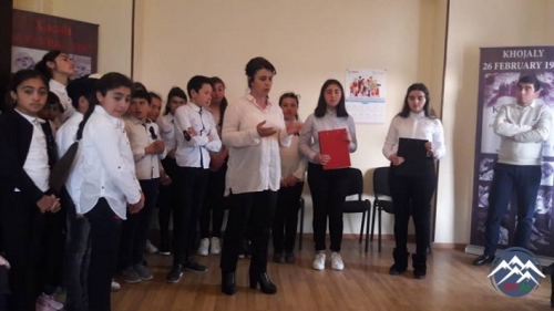 Gürcüstan Azərbaycanlıları Konqresində Xocalı faciəsi qurbanlarının xatirəsi anılıb Gürcüstan Azərbaycanlıları Konqresində Xocalı faciəsi qurbanlarının xatirəsi anılıb