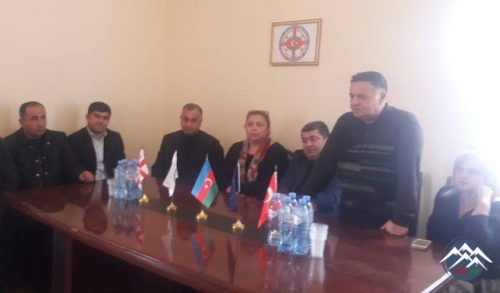 Gürcüstan Azərbaycanlıları Konqresində Xocalı faciəsi qurbanlarının xatirəsi anılıb Gürcüstan Azərbaycanlıları Konqresində Xocalı faciəsi qurbanlarının xatirəsi anılıb