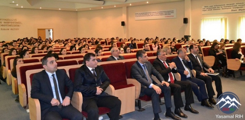 Yasamal rayon İH-də Prezident İlham Əliyevin iqtisadi və sosial məsələlərlə bağlı keçirdiyi müşavirəyə həsr olunan tədbir keçirilib Yasamal rayon İH-də Prezident İlham Əliyevin iqtisadi və sosial məsələlərlə bağlı keçirdiyi müşavirəyə həsr olunan tədbir keçirilib