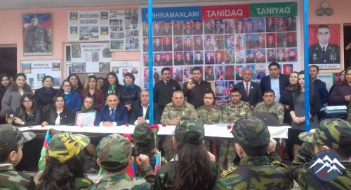 Laçının 11 saylı məktəbində Aprel şəhidlərinə həsr olunmuş tədbir keçirilib Laçının 11 saylı məktəbində Aprel şəhidlərinə həsr olunmuş tədbir keçirilib