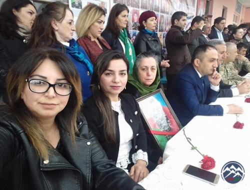 Laçının 11 saylı məktəbində Aprel şəhidlərinə həsr olunmuş tədbir keçirilib Laçının 11 saylı məktəbində Aprel şəhidlərinə həsr olunmuş tədbir keçirilib