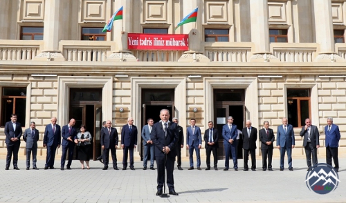 AzTU-da yeni tədris ilinin başlanmasına və “Bilik Günü”nə həsr olunmuş tədb ...