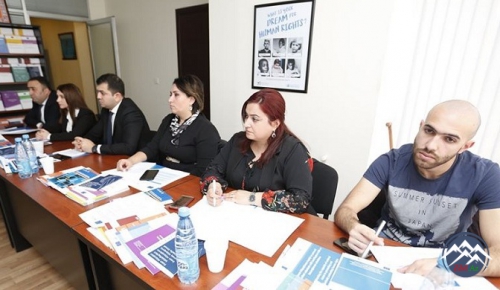 İnsan hüquqlarının təşviqi ilə bağlı təlimlər başlayıb İnsan hüquqlarının təşviqi ilə bağlı təlimlər başlayıb