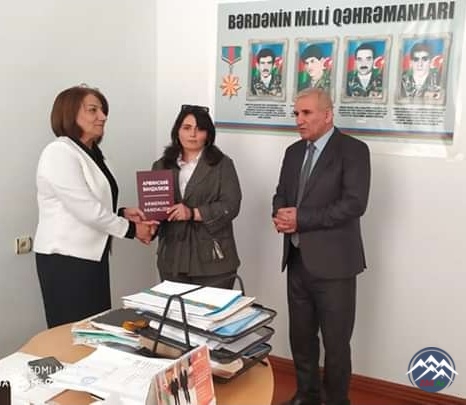 RUMANƏ ƏMRƏLİYEVA (1991) RUMANƏ ƏMRƏLİYEVA (1991)