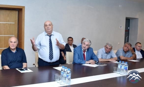 Mətbuat Şurasında veteran jurnalist Ənvər Məşədiyevin 80 illik yubileyinə həsr olunmuş toplantı keçirilib Mətbuat Şurasında veteran jurnalist Ənvər Məşədiyevin 80 illik yubileyinə həsr olunmuş toplantı keçirilib
