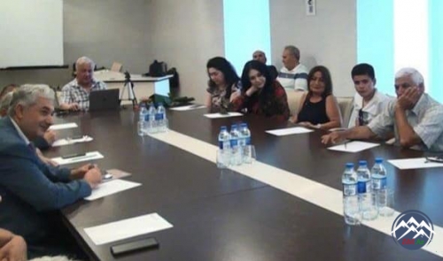 Mətbuat Şurasında veteran jurnalist Ənvər Məşədiyevin 80 illik yubileyinə həsr olunmuş toplantı keçirilib Mətbuat Şurasında veteran jurnalist Ənvər Məşədiyevin 80 illik yubileyinə həsr olunmuş toplantı keçirilib