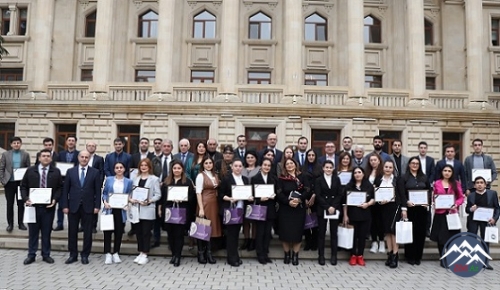 “AzTU Gəncləri 2023” müsabiqəsinin qalibləri mükafatlandırılıb