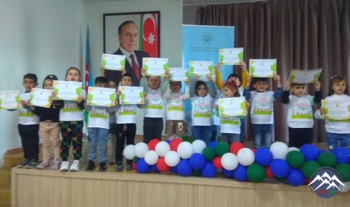 Şərəfli peşə sahibi - Süsən Qulamova Şərəfli peşə sahibi - Süsən Qulamova