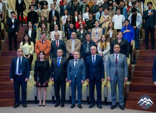 AzTU-da Ulu Öndərin 100 illik yubileyinə həsr olunan tədbir keçirilib AzTU-da Ulu Öndərin 100 illik yubileyinə həsr olunan tədbir keçirilib