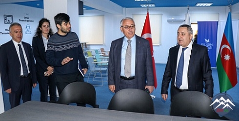 Türkiyənin dövlət korporasiyasının nümayəndə heyəti AzTU-da olub Türkiyənin dövlət korporasiyasının nümayəndə heyəti AzTU-da olub