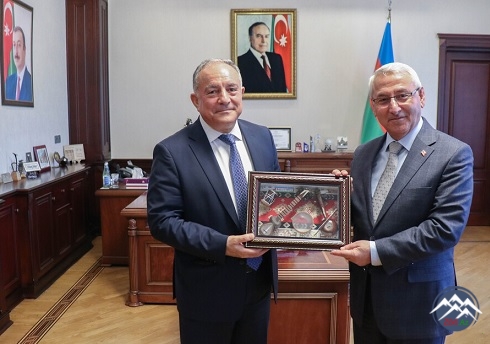 Türkiyənin dövlət korporasiyasının nümayəndə heyəti AzTU-da olub Türkiyənin dövlət korporasiyasının nümayəndə heyəti AzTU-da olub