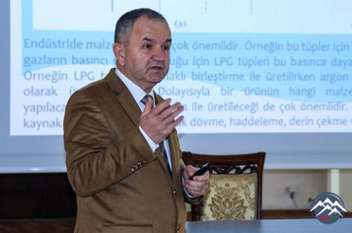 Qazi Universitetinin professoru AzTU-da seminar keçib