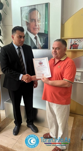 Təbrik edirik, dəyərli Ruslan müəllim!