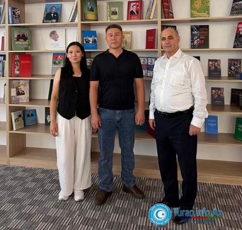 Qazaxıstan universitetinin nümayəndələri AzTU-da olub